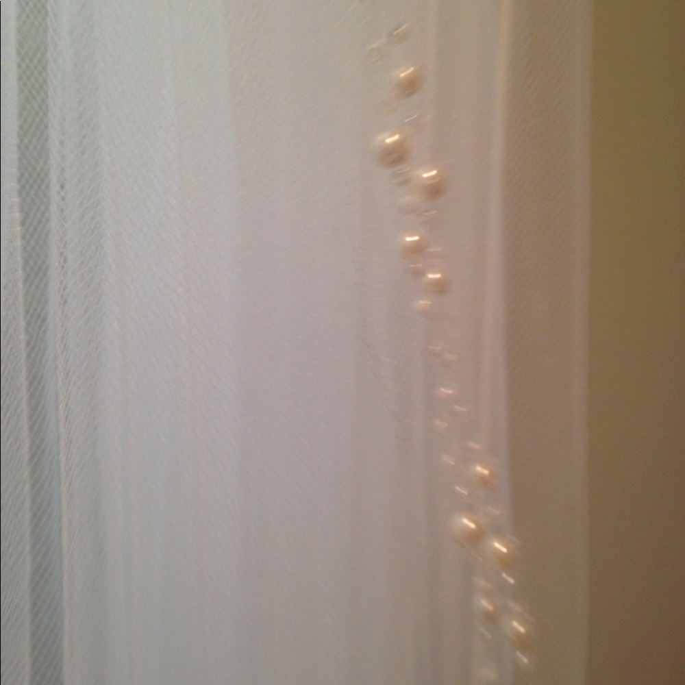 Wedding Veil, Ivory fingertip length